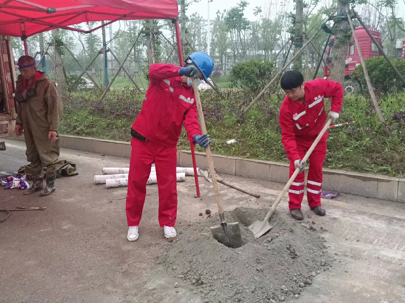 东乡管道疏通哪家好】及时进行市政管道清淤